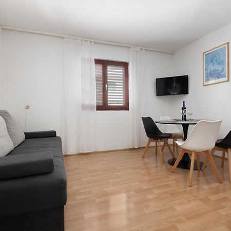 Apartments Family Roso Promajna Exterior photo