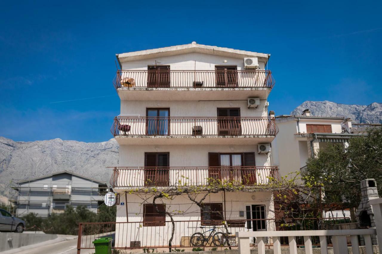 Apartments Family Roso Promajna Exterior photo